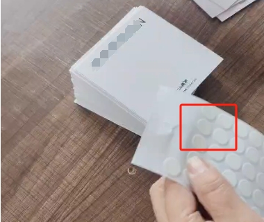 小型玩具制造業(yè) 一個月雙面膠省1萬 降本增效貼膠解決方案